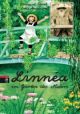 Linnea im Garten