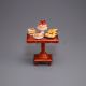 Tisch klein /Miniatur mit Kuchen 1704